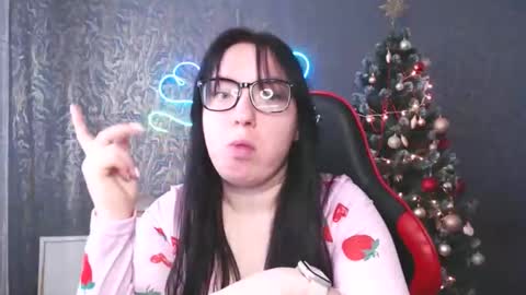 Lisa online show from 12.22.25