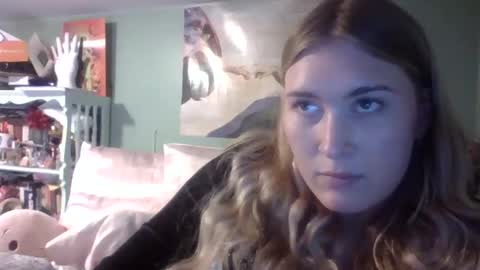 Little Bambii online show from 11.15.25