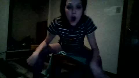 Snapshot of thelovecreep chatting on 02.05.25 lovecreep online show from 02.05.25