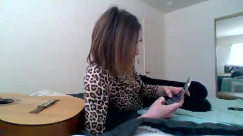 Snapshot of thelovecreep chatting on 02.10.25 lovecreep online show from 02.10.25