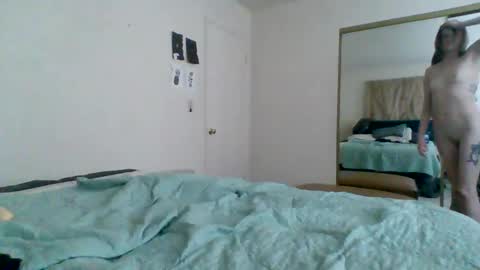 Snapshot of thelovecreep chatting on 02.16.25 lovecreep online show from 02.16.25