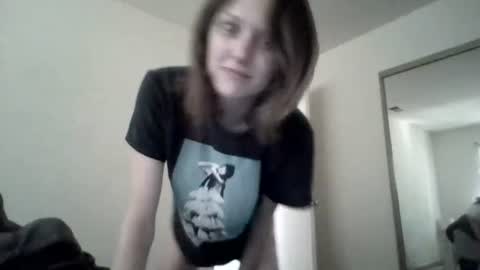 Snapshot of thelovecreep chatting on 10.31.25 lovecreep online show from 10.31.25