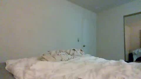 Snapshot of thelovecreep chatting on 11.10.25 lovecreep online show from 11.10.25