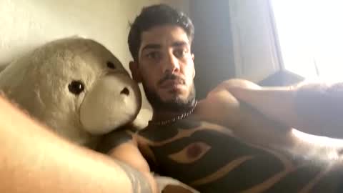 Snapshot of themarttinguyyy chatting on 12.20.24 themarttinguyyy online show from 12.20.24