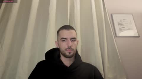 Snapshot of themmistokles chatting on 11.14.25 themmistokles online show from 11.14.25