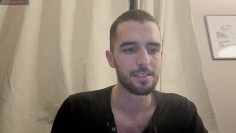 Snapshot of themmistokles chatting on 11.21.25 themmistokles online show from 11.21.25