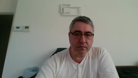 Snapshot of themohican chatting on 01.07.25 Themohican online show from 01.07.25