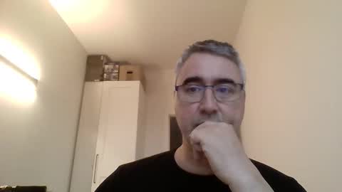 Snapshot of themohican chatting on 03.16.26 Themohican online show from 03.16.26