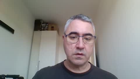 Snapshot of themohican chatting on 04.05.26 Themohican online show from 04.05.26