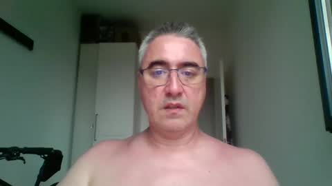Snapshot of themohican chatting on 05.31.26 Themohican online show from 05.31.26