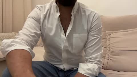Snapshot of themonarchgoat chatting on 01.12.25 TheMonarchGoat online show from 01.12.25