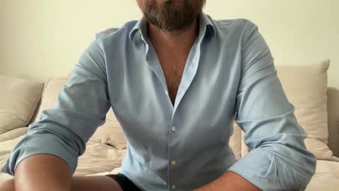 Snapshot of themonarchgoat chatting on 11.24.25 TheMonarchGoat online show from 11.24.25