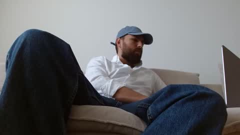 Snapshot of themonarchgoat chatting on 02.04.26 TheMonarchGoat online show from 02.04.26