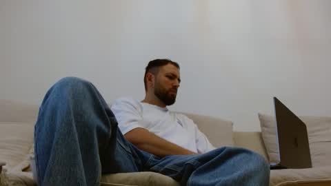 Snapshot of themonarchgoat chatting on 03.27.26 TheMonarchGoat online show from 03.27.26