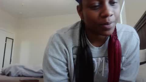 Snapshot of thenaturalgoddess chatting on 01.11.26 TheNaturalGoddess online show from 01.11.26