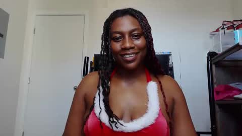Snapshot of thenaturalgoddess chatting on 02.20.26 TheNaturalGoddess online show from 02.20.26