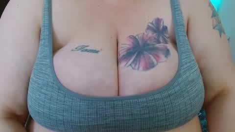 Snapshot of thenaughty1baby_2 chatting on 02.18.25 im on randomly so follow to know when im online online show from 02.18.25