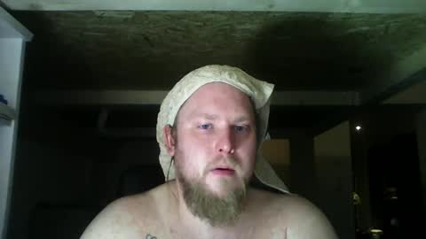 Snapshot of thenewdude1992 chatting on 02.17.25 thenewdude1992 online show from 02.17.25