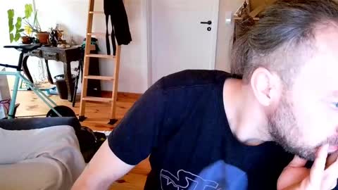 Snapshot of thenudedude420 chatting on 04.03.26 thenudedude420 online show from 04.03.26