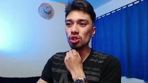 Theo online show from 11.21.25