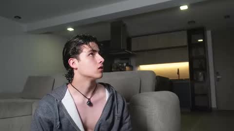 Snapshot of theohawke_ chatting on 02.24.26 THEO- MATEO online show from 02.24.26