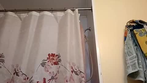 theoneandonlyjenn online show from 04.20.26