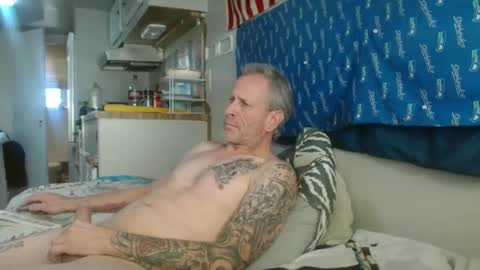 Snapshot of theoneyouwant2fuck chatting on 01.09.25 theoneyouwanttwofuck online show from 01.09.25