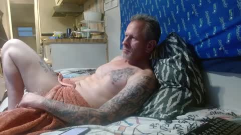 Snapshot of theoneyouwant2fuck chatting on 02.26.25 theoneyouwanttwofuck online show from 02.26.25