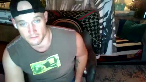 Snapshot of theoutfitter chatting on 02.20.25 MISTERPOWERS online show from 02.20.25