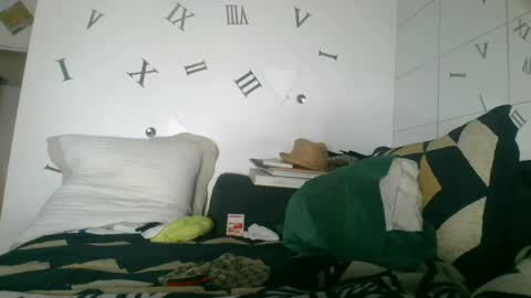 Snapshot of theoutfitter chatting on 09.28.25 MISTERPOWERS online show from 09.28.25