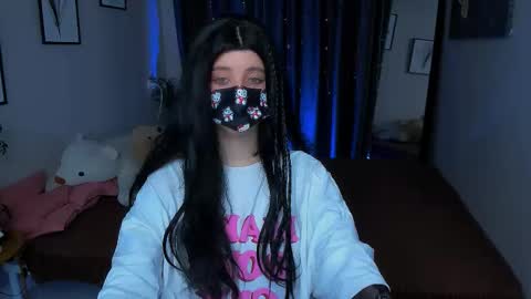 thepretty_kitty online show from 11.03.25