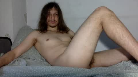 Snapshot of thepyngwieee chatting on 08.09.26 Fansly. there many hot fuck vids with me online show from 08.09.26