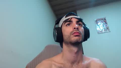 Santiago Enrique online show from 11.12.25