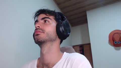 Santiago Enrique online show from 03.15.26