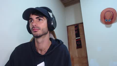 Santiago Enrique online show from 04.30.26
