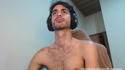 Snapshot of therazhanen chatting on 08.02.26 Santiago Enrique online show from 08.02.26