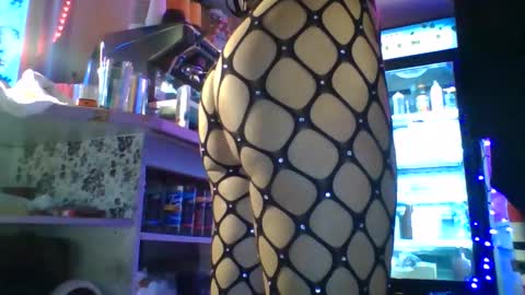 Snapshot of therealbabygofficial chatting on 11.25.25 therealbabygofficial online show from 11.25.25