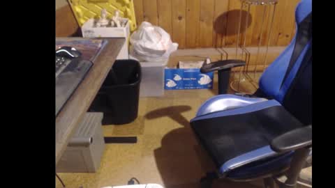 Snapshot of therealbigcheese0695 chatting on 11.10.25 therealbigcheese0695 online show from 11.10.25