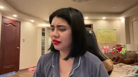 Snapshot of therealcamilabaddie chatting on 09.25.25 therealcamilabaddie online show from 09.25.25