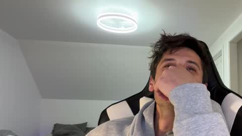 therealdylansdick online show from 11.14.25