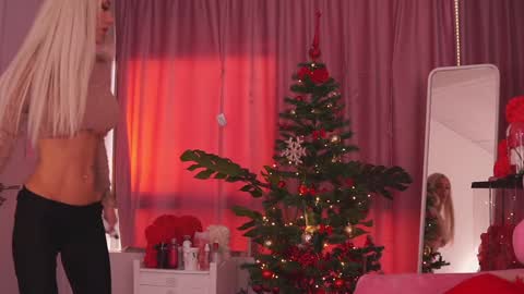 Snapshot of therealfallingangel chatting on 01.09.26 Deea online show from 01.09.26