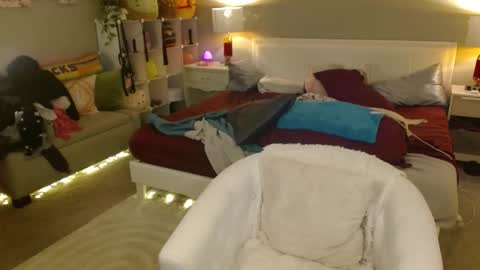 Snapshot of therealmadameceleste chatting on 02.12.26 Madame Celeste online show from 02.12.26