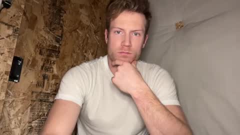 Snapshot of therealveggieboy chatting on 01.08.25 Pookie online show from 01.08.25