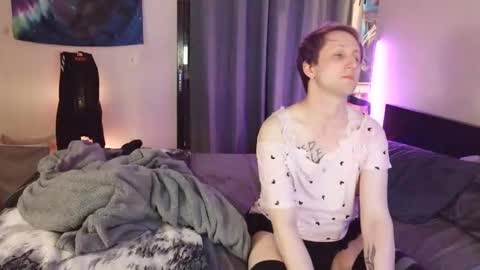 Basil Kitten online show from 02.22.26