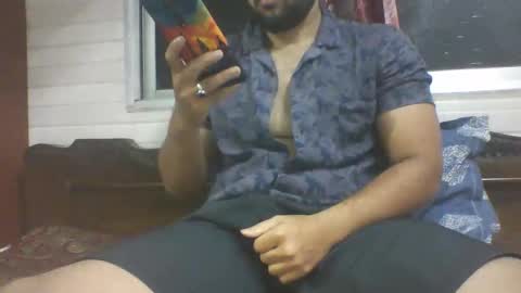 Snapshot of therichguy30 chatting on 11.05.25 TheRichGuy online show from 11.05.25