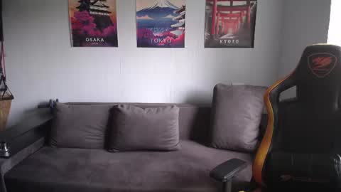 Snapshot of theroadtomars chatting on 06.13.26 Nick online show from 06.13.26