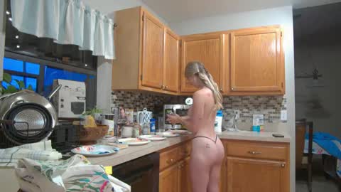 therosiecheeks online show from 05.29.26