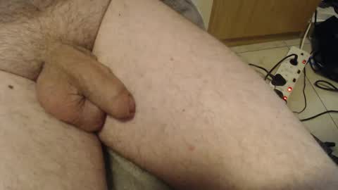 Snapshot of thesneakysqueeker chatting on 12.10.24 Peter online show from 12.10.24