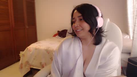 Mai online show from 07.10.26