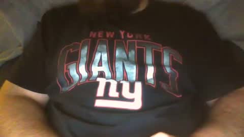 Snapshot of thethril1990 chatting on 04.09.26 Thethrill online show from 04.09.26